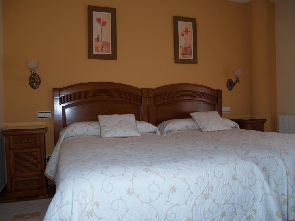 Hotel Las Torres Арнуеро Екстериор снимка